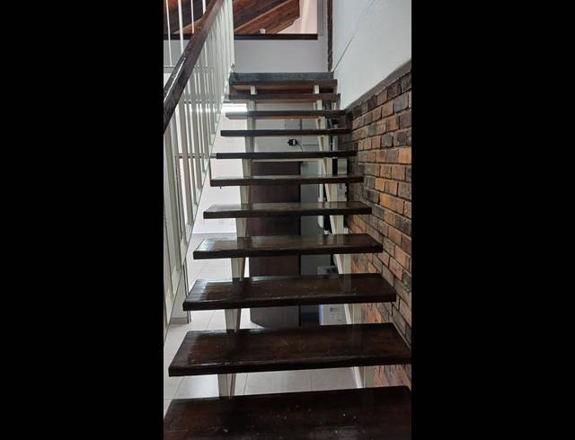 Business property to rent in RANDPARK RIDGE